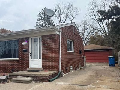 22414 Hill St, Warren, MI, 48091