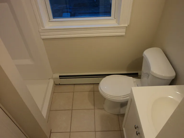 1016 Mineral Spring Ave #1R — Photo 6