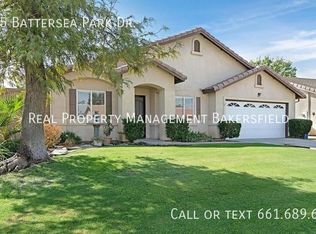 9805 Battersea Park Dr, Bakersfield, CA 93312