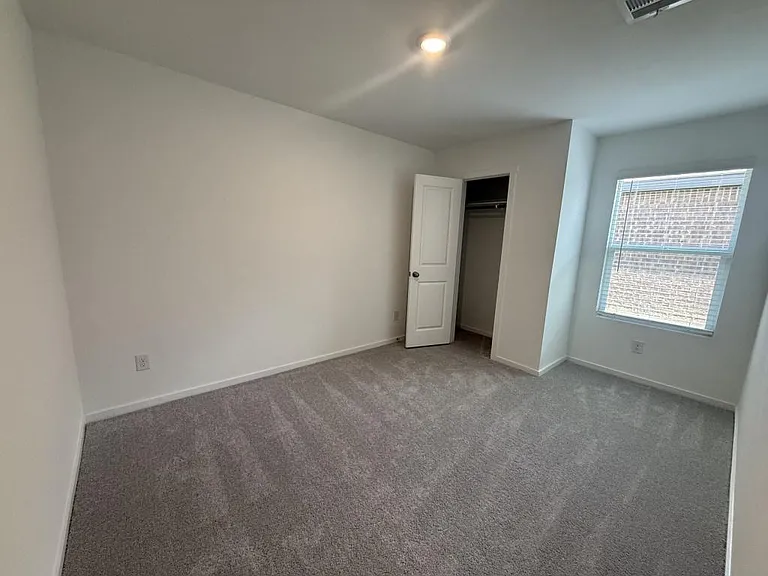 2524 Guineas Ln — Photo 22