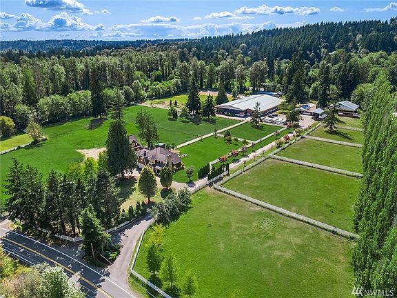 2nd image of 13651 Bear Creek Rd NE