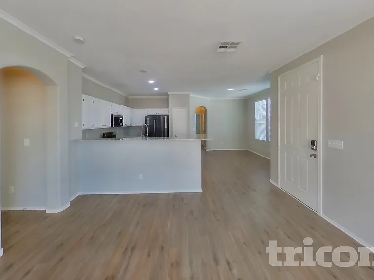2528 Calico Hearts Ct — Photo 3