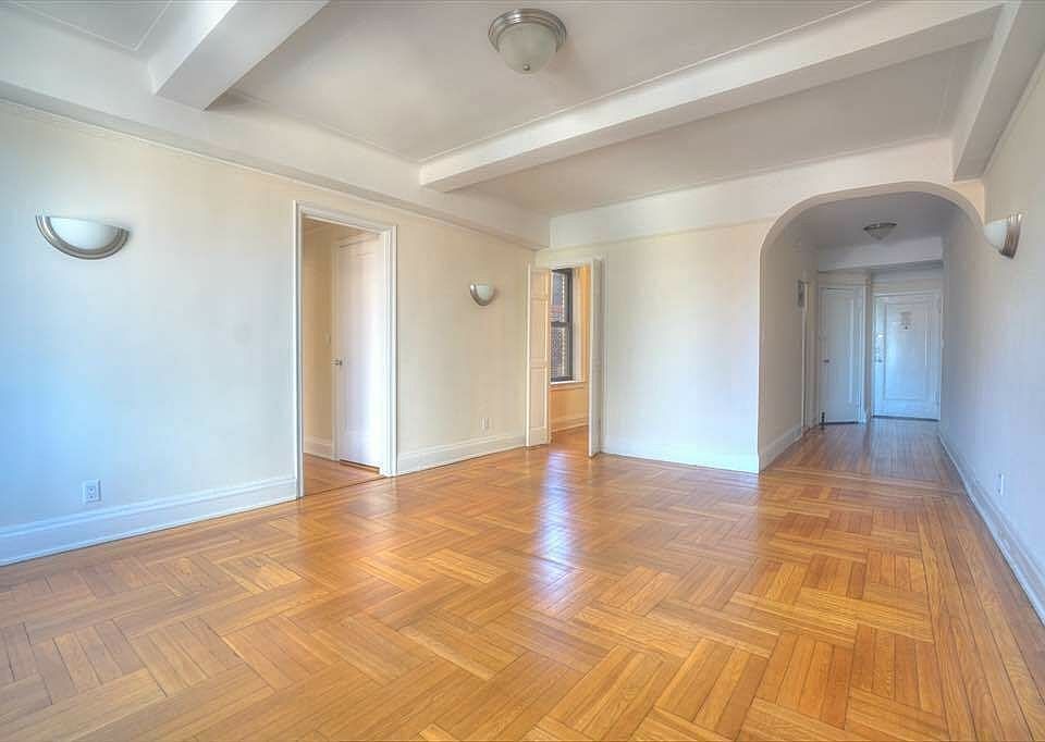 1st image of 311 E 72nd St APT 11G