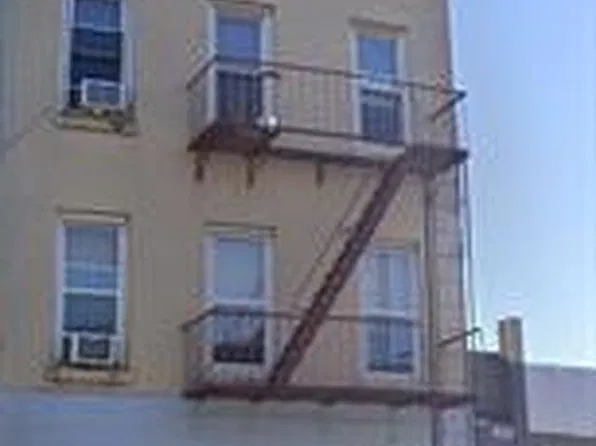 19 Denton Pl #5, Brooklyn, NY 11215