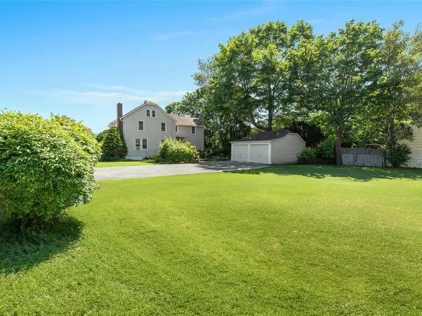 12 Hawkins Avenue, Center Moriches, NY 11934