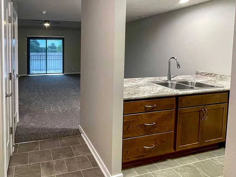 Highland View Apartments — Photo 82