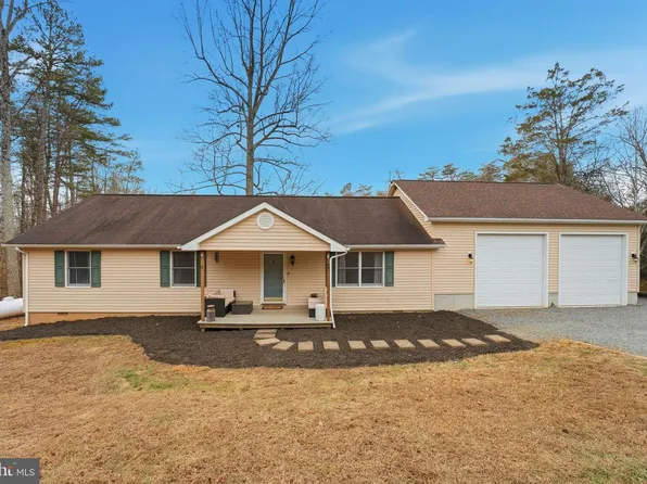 14566 Snake Castle Rd, Sumerduck, VA 22742