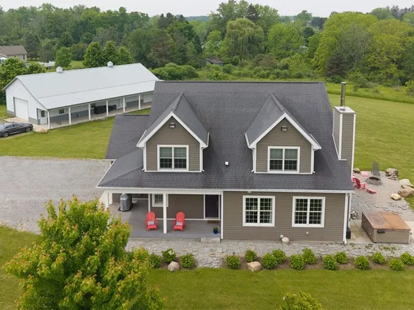 4582 Belwood Dr, Geneseo, NY 14454