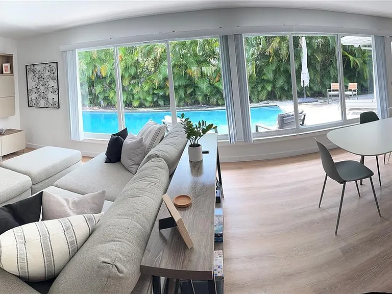 2020 Coral Reef Dr — Photo 18