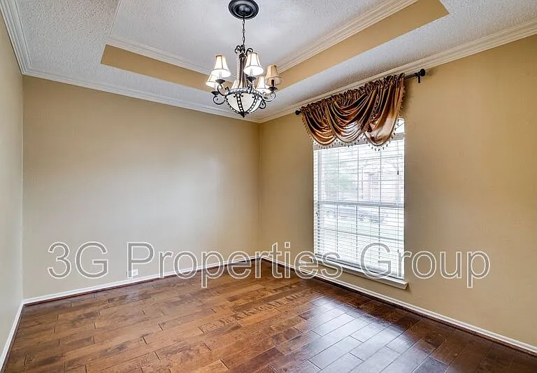 3900 Oak Park Dr — Photo 5