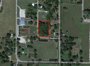 Lots 8 11 Sw Smith St #8-11, Gentry, AR 72734