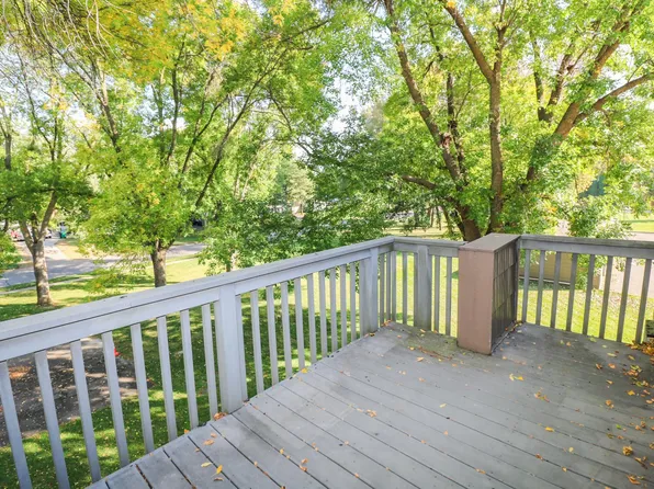 (undisclosed Address), Roseville, MN 55113