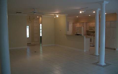 5th image of 23351 Elmwood Ln