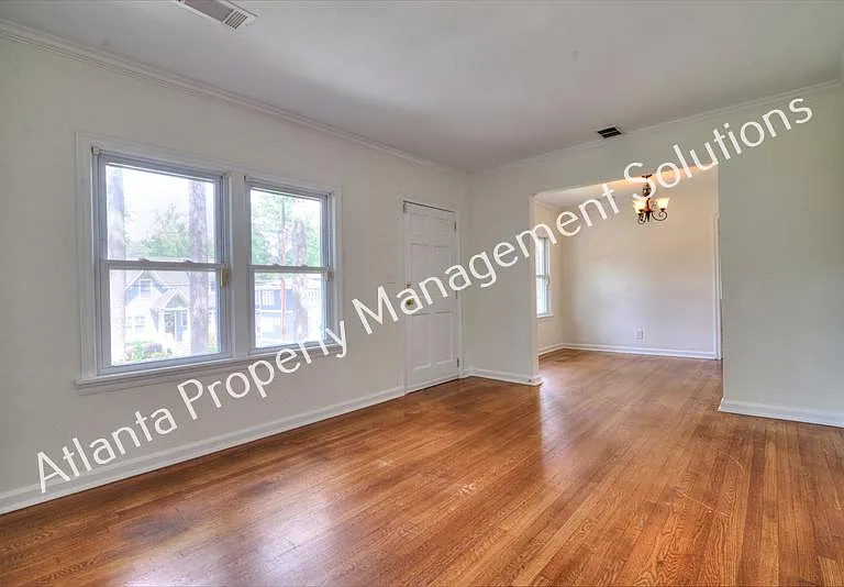 141 Park Dr — Photo 4