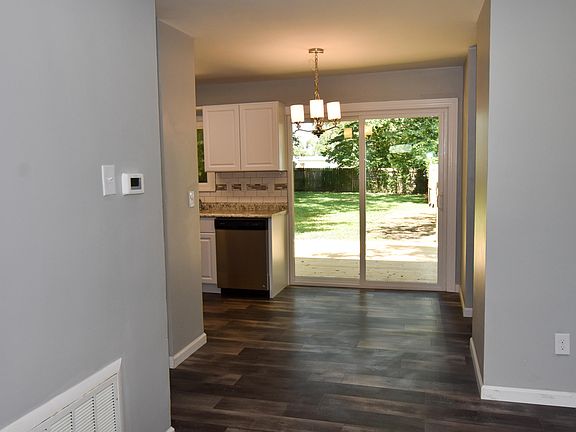 5th image of 4901 Ventura Ln