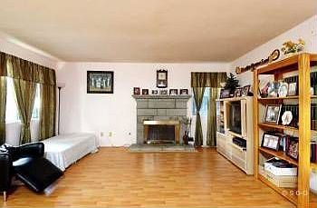 5th image of 12613 Stoutwood St