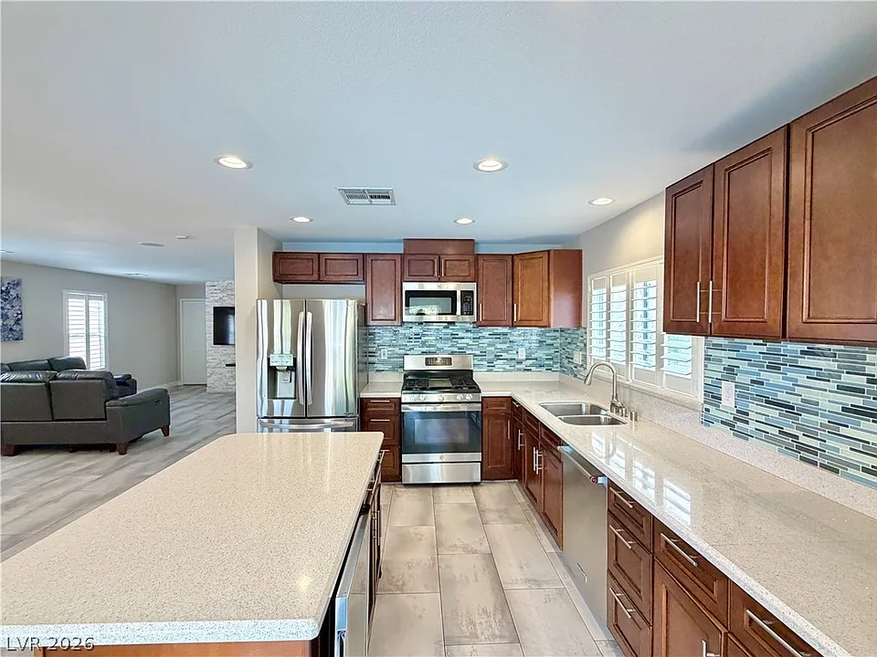 7449 Easingwold Dr
