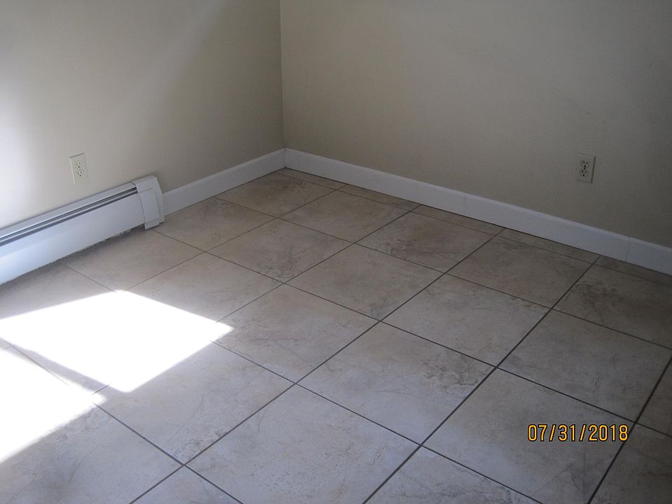 Kitchen ceramic tile