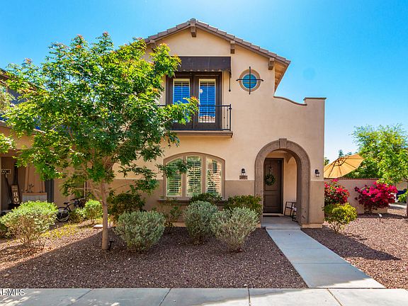 2nd image of 20557 W MAIDEN Lane