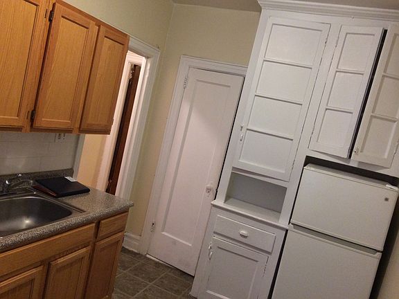 2nd image of 3278 44th St APT 2
