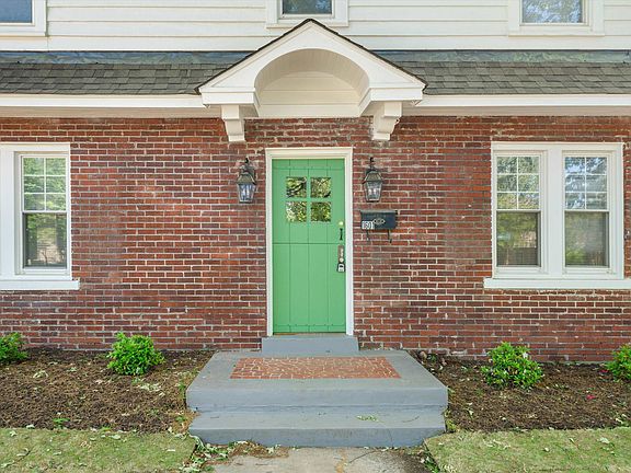 2nd image of 1601 Galloway Ave