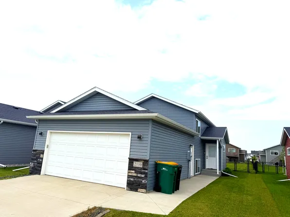 2110 10th St W, West Fargo, ND 58078