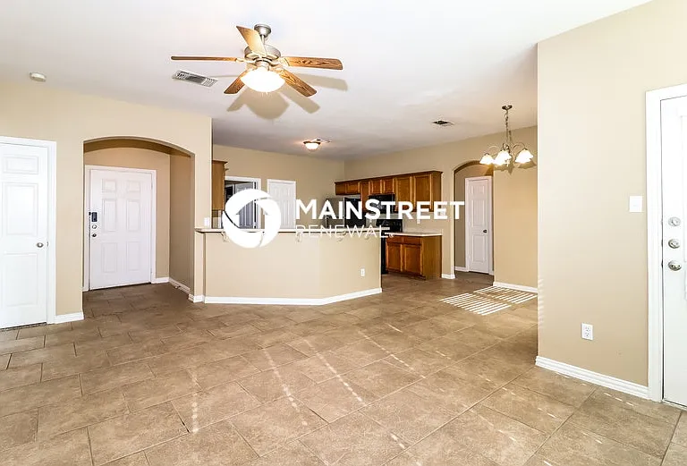 216 Kennedy Ct — Photo 5
