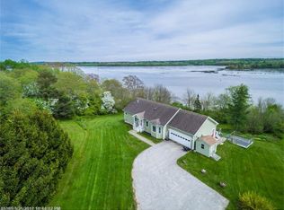 58 Bobolink Ln, Thomaston, ME 04861