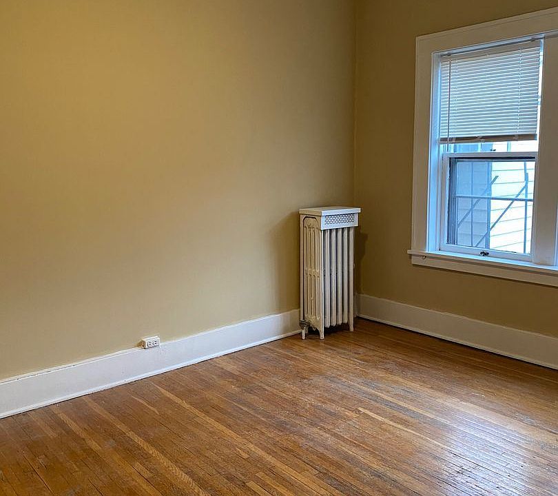 189 Milburn St Rochester NY Zillow