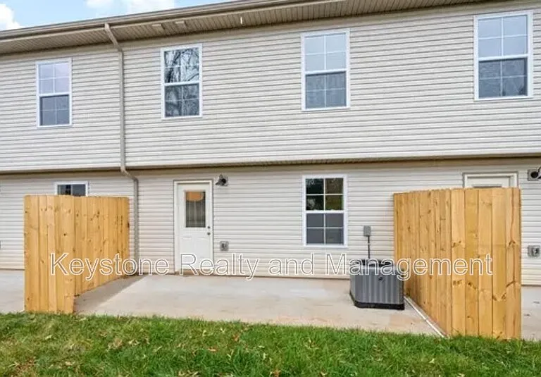 940 Britton Springs Rd #106 — Photo 14