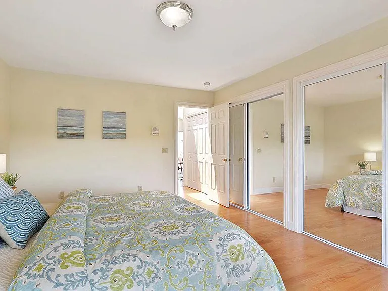 5070 Cochrane Ave — Photo 13