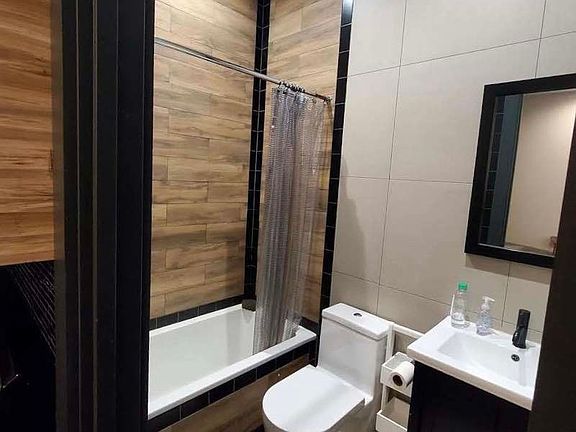 2nd image of 42 W 126th St #3B