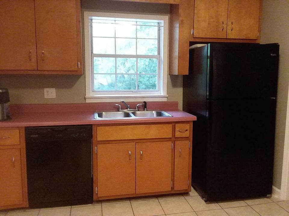 1st image of 22 Gilmore Dr