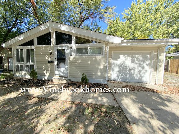 3rd image of 2825 Grants Pkwy