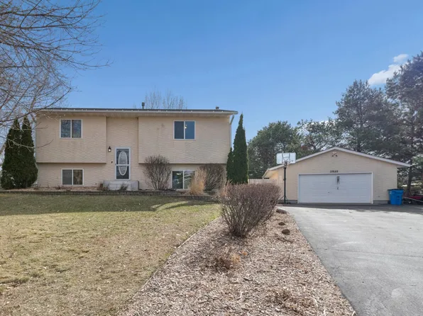 37625 Eleanor Ave, North Branch, MN 55056