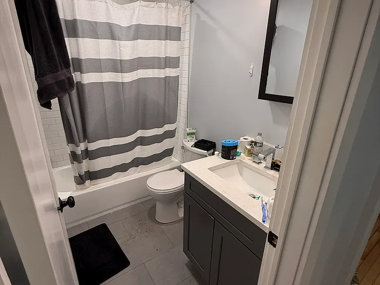 253 Lexington St #1 — Photo 7