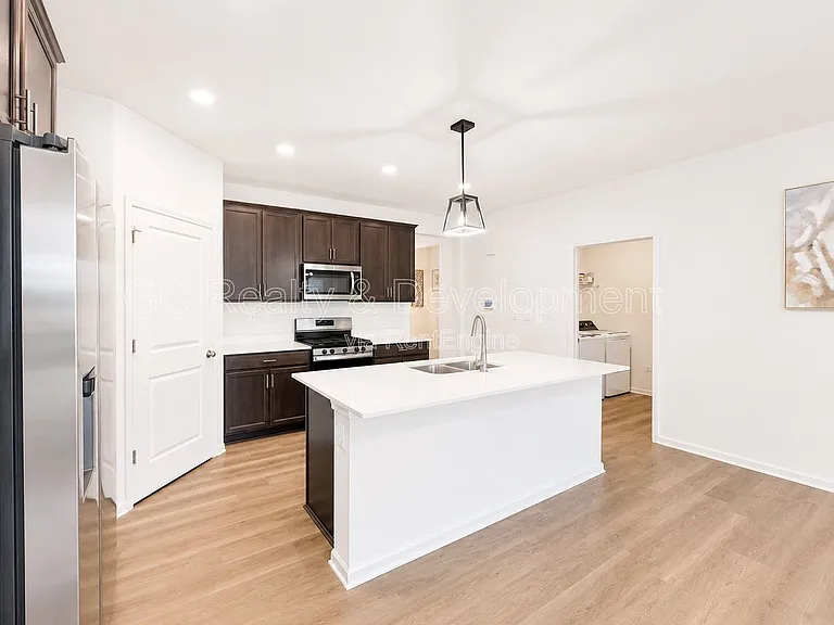 14729 S Greenbriar Dr — Photo 4