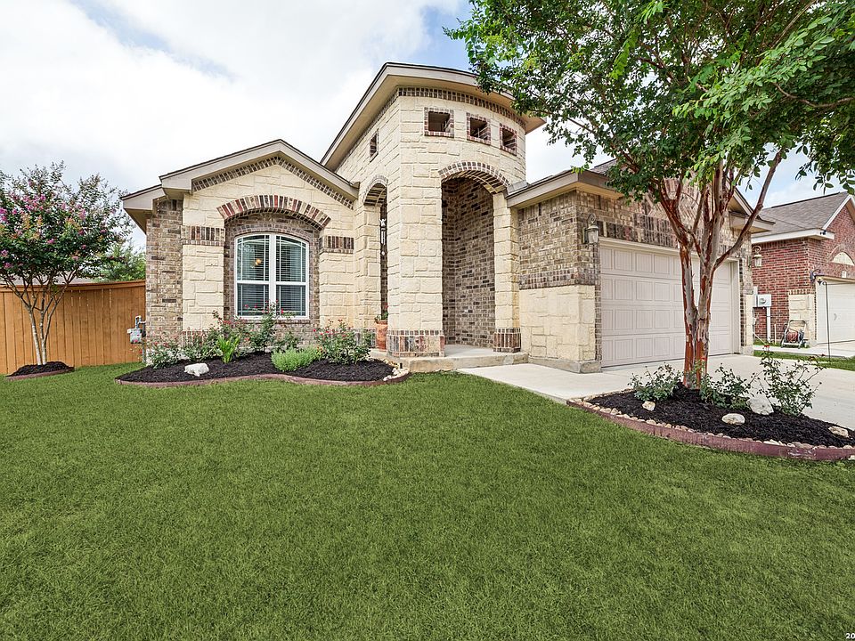 1st image of 12426 Horse Crescent