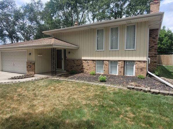 9536 Elmwood Dr