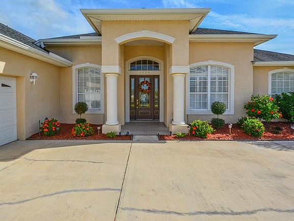 3rd image of 7329 Bent Grass Dr