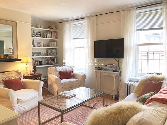 5th image of 15 Joy St APT 8