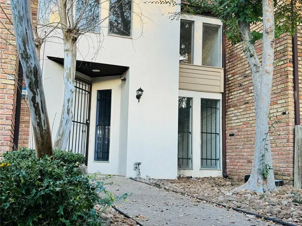 17210 Imperial Valley Dr APT 61, Houston, TX 77060