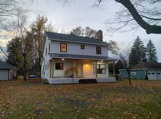 12910 S Sunset Dr, Traverse City, MI 49684