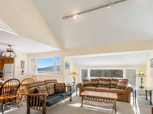 422 Trailside Drive #F2, Killington, VT 05751