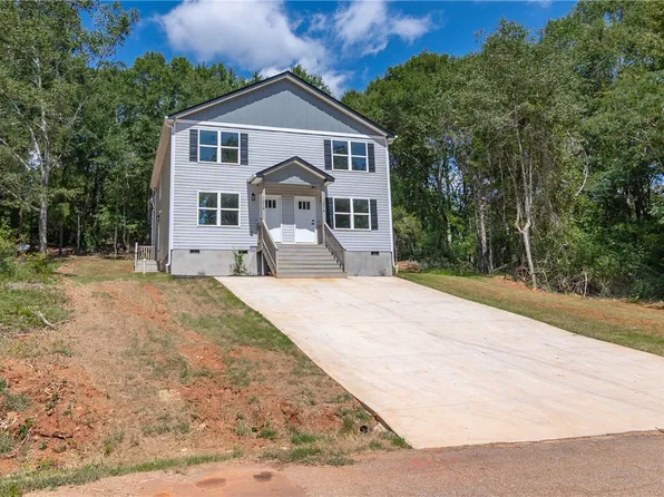 121 A & B Brookmeade Dr, Anderson, SC 29621