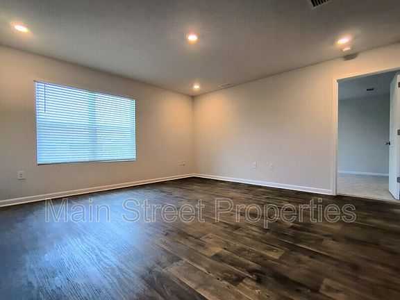4th image of 7585 Steeplechase Blvd