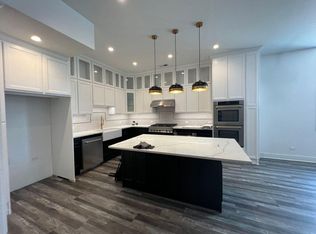 2838 W Cermak Rd #36-2, Chicago, IL 60623