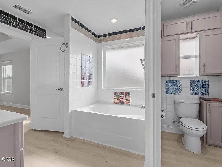 11701 Poston Rd — Photo 16