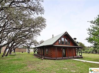 45 Holly Dr, Victoria, TX 77905
