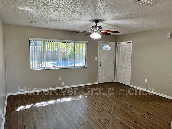 3rd image of 402 Finley Ave